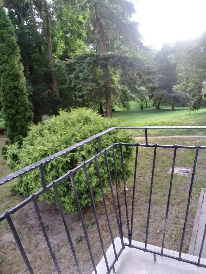 Przytulne Mieszkanie Przy Parku Modrzewie Apartment